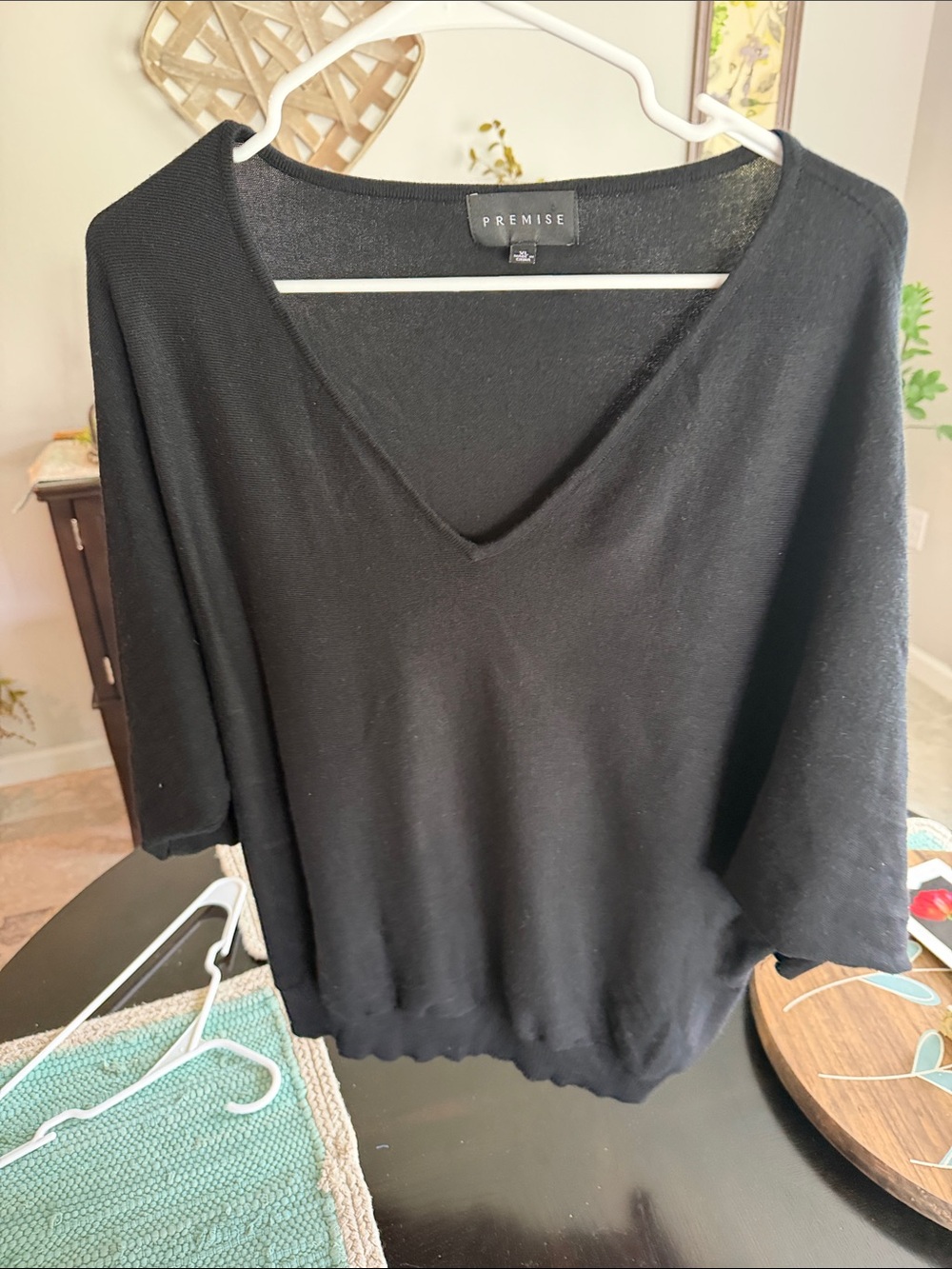 Premise Black V-Neck Lightweight Women's Sweater